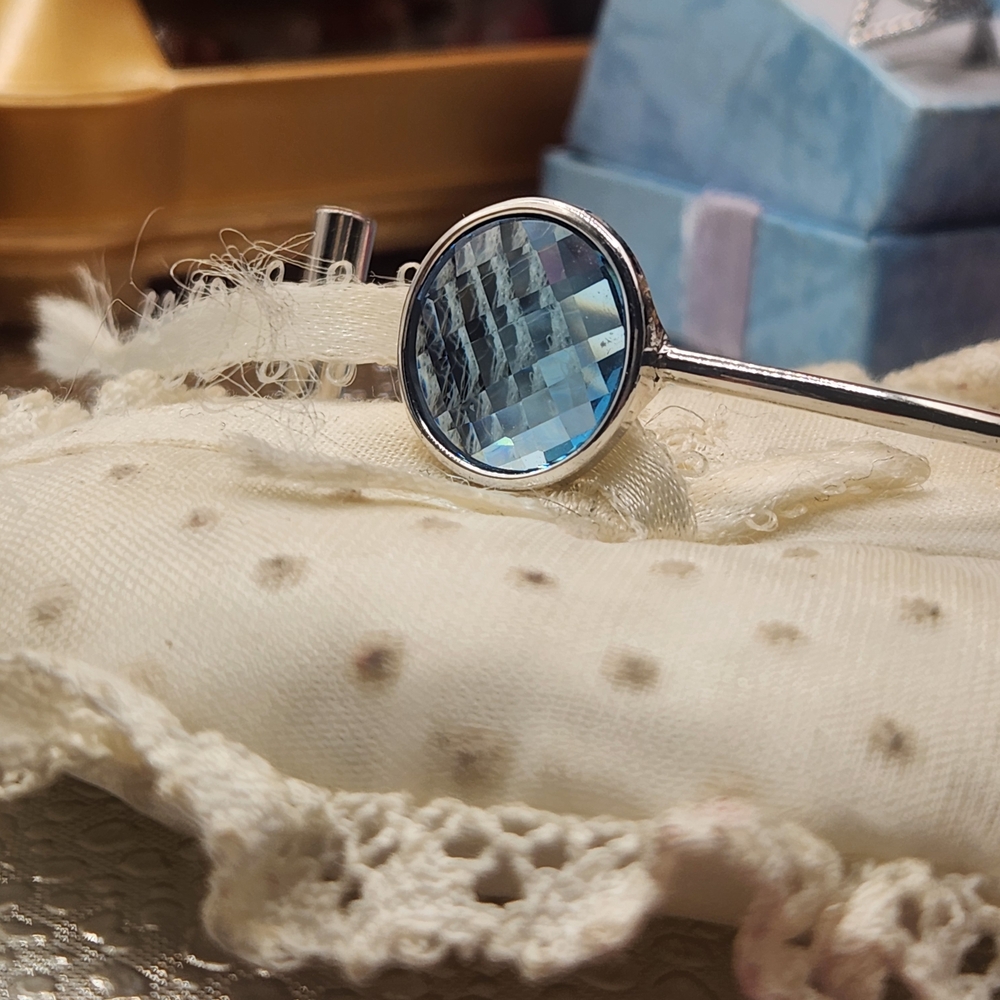 Elegant Silver and Blue Gemstone Women's Bracelet